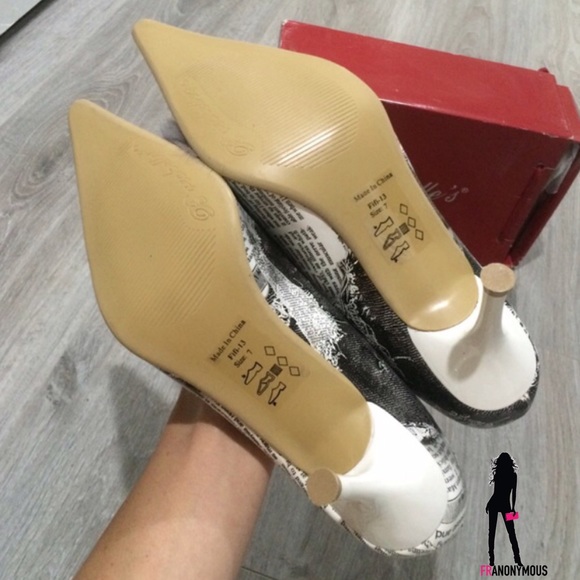 Breckelles Newsprint Fur Trimmed Pumps 7 - Picture 4 of 4